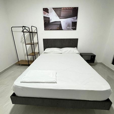 Hotel Le Quint Cucuta Bagian luar foto
