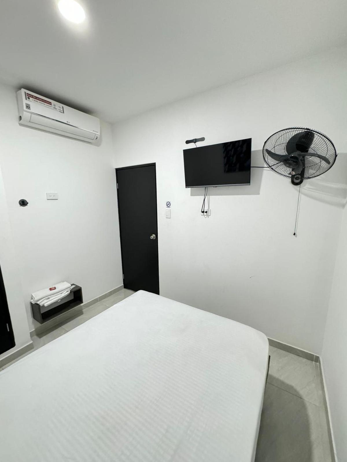 Hotel Le Quint Cucuta Bagian luar foto